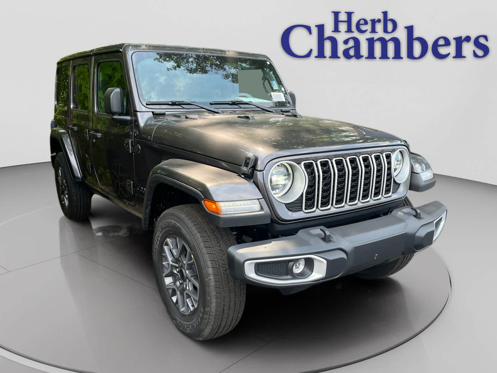 2025 Jeep Wrangler 4-Door Sahara's photo
