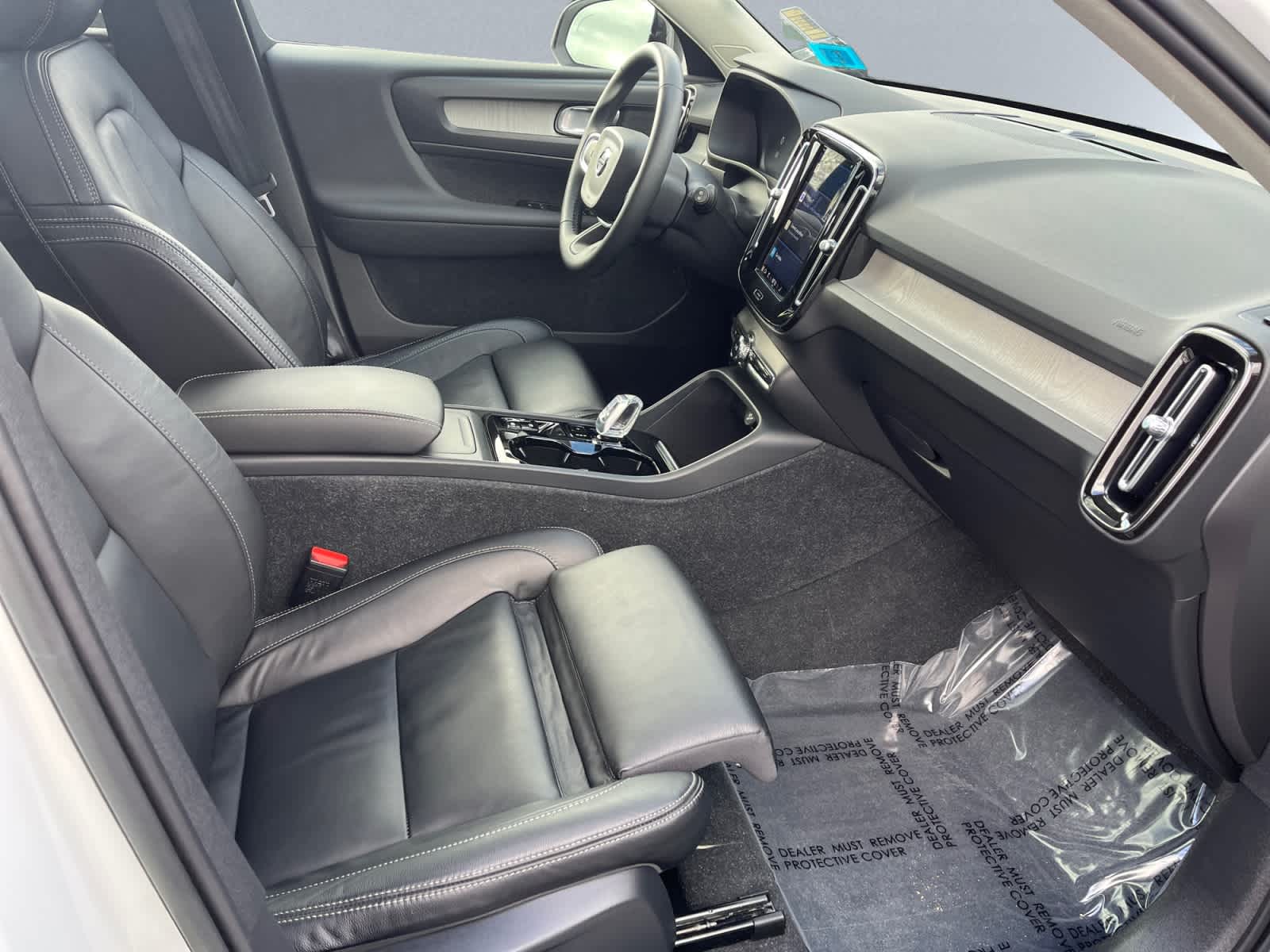 used 2023 Volvo XC40 car, priced at $26,737