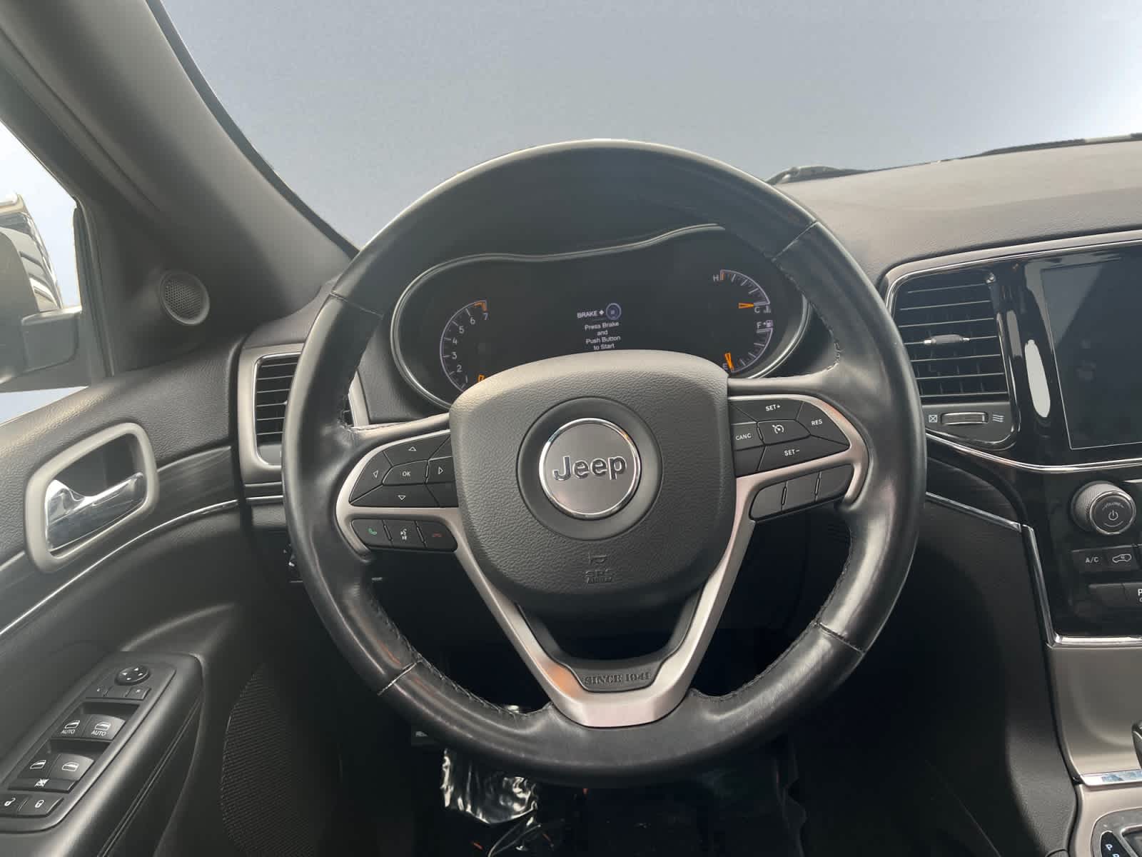 used 2021 Jeep Grand Cherokee car, priced at $23,293