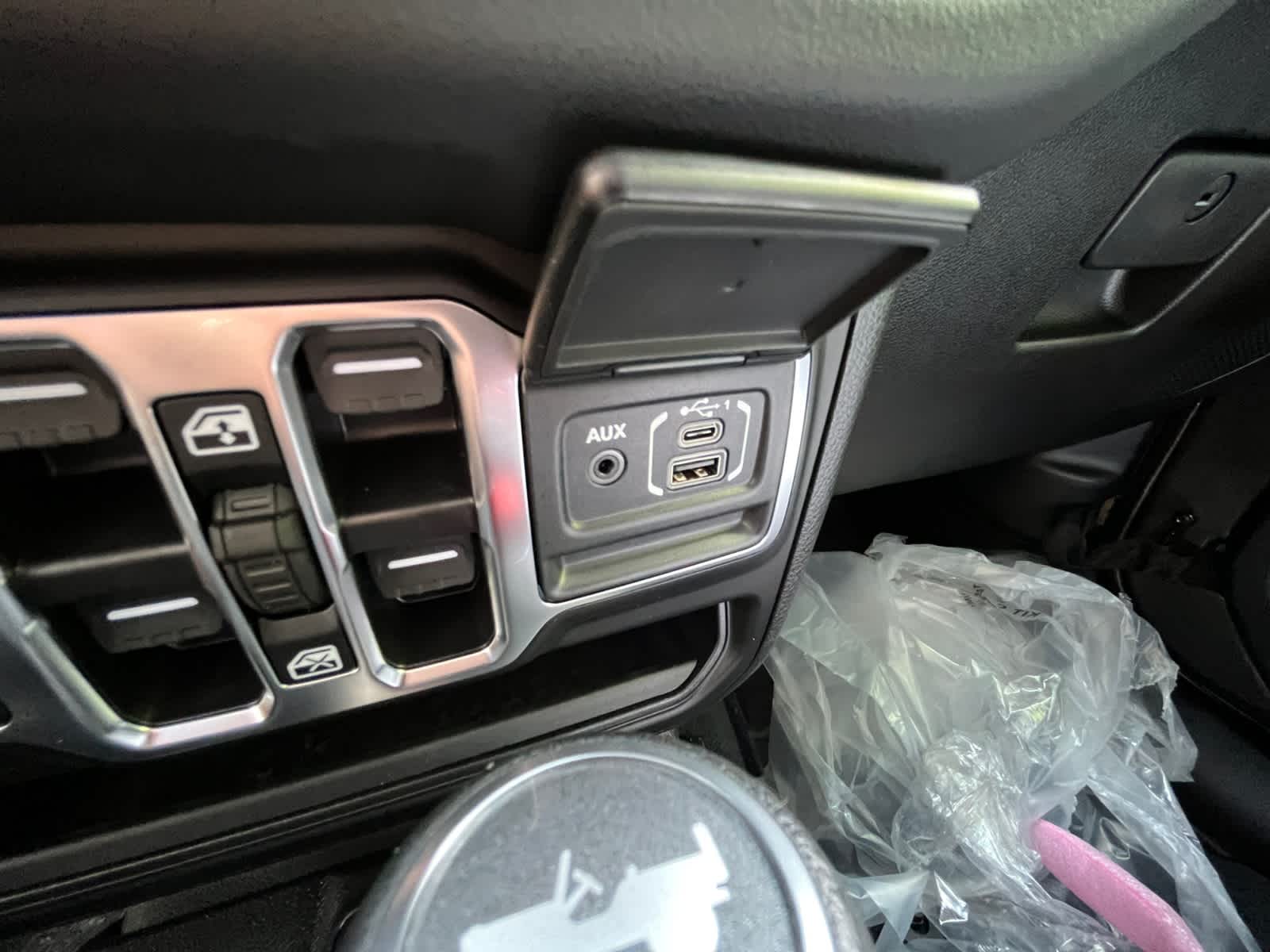 new 2025 Jeep Wrangler car, priced at $49,125