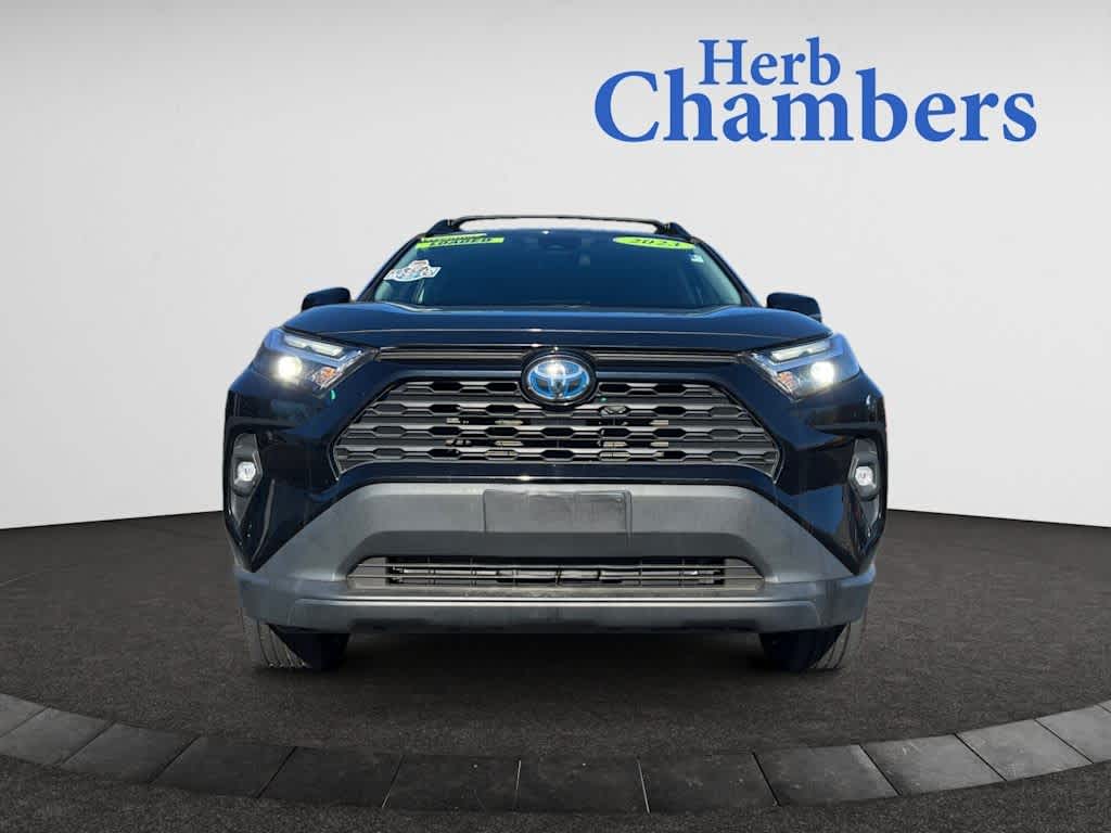 2023 Toyota RAV4 Hybrid photo 3