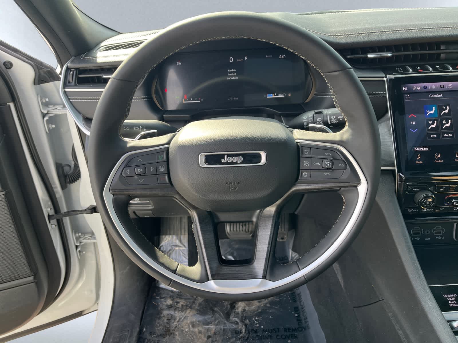 used 2024 Jeep Grand Cherokee L car, priced at $35,039