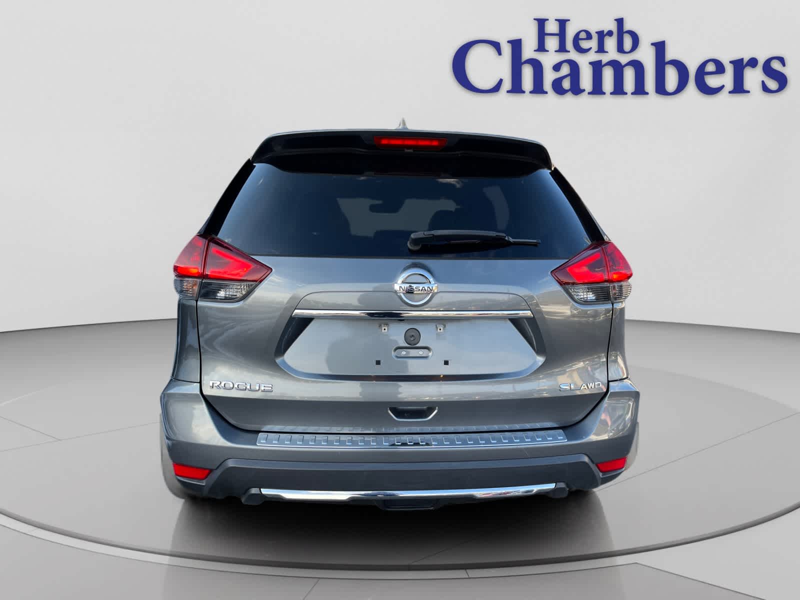 used 2018 Nissan Rogue car, priced at $15,379