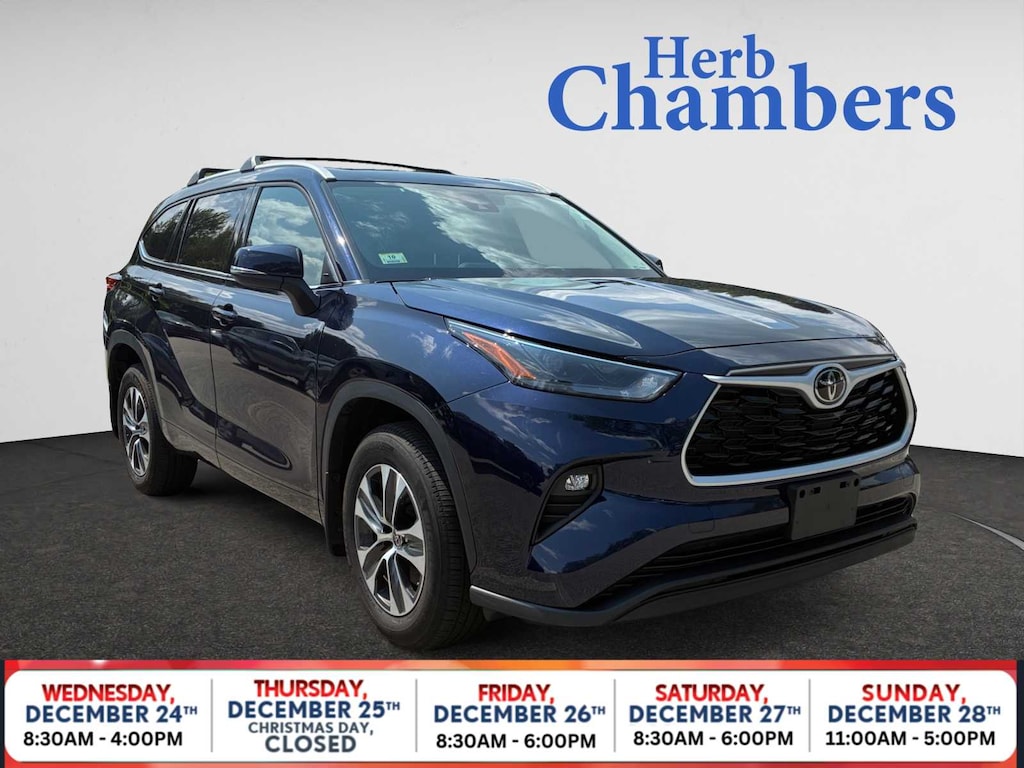 Used 2022 Toyota Highlander XLE SUV