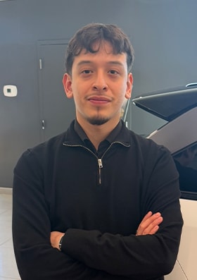 Staff member Javier Landaverde from ID_cfee86