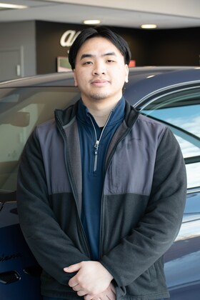 Staff member Lap Nguyen from ID_6057c8