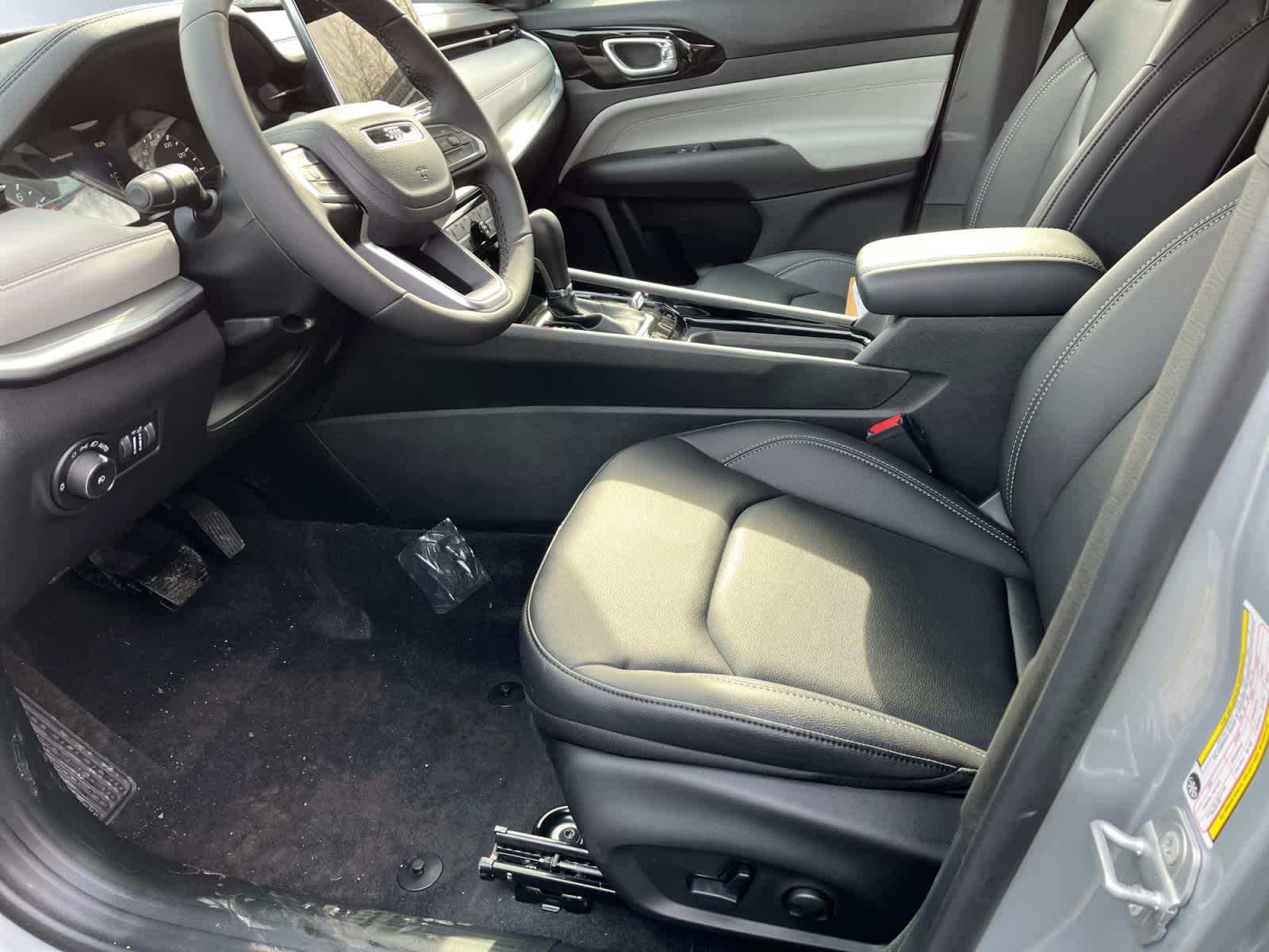 new 2026 Jeep Compass car, priced at $33,705