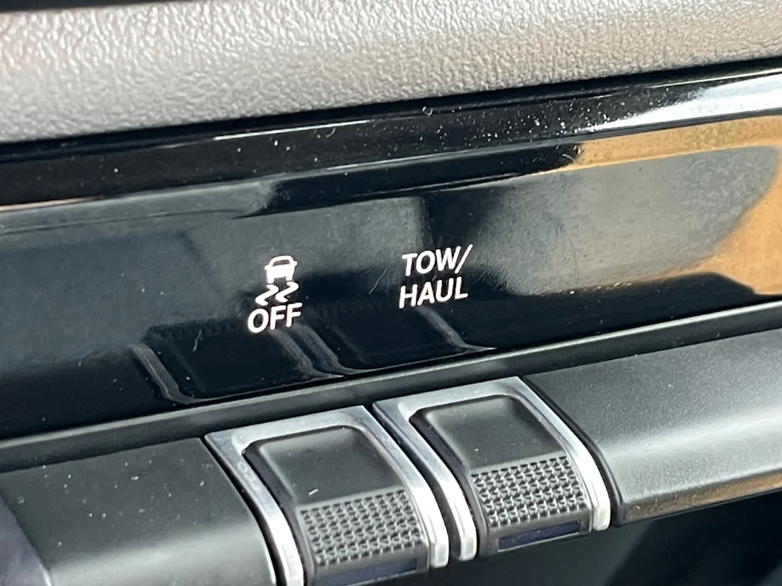 used 2020 Ram 1500 car, priced at $25,072