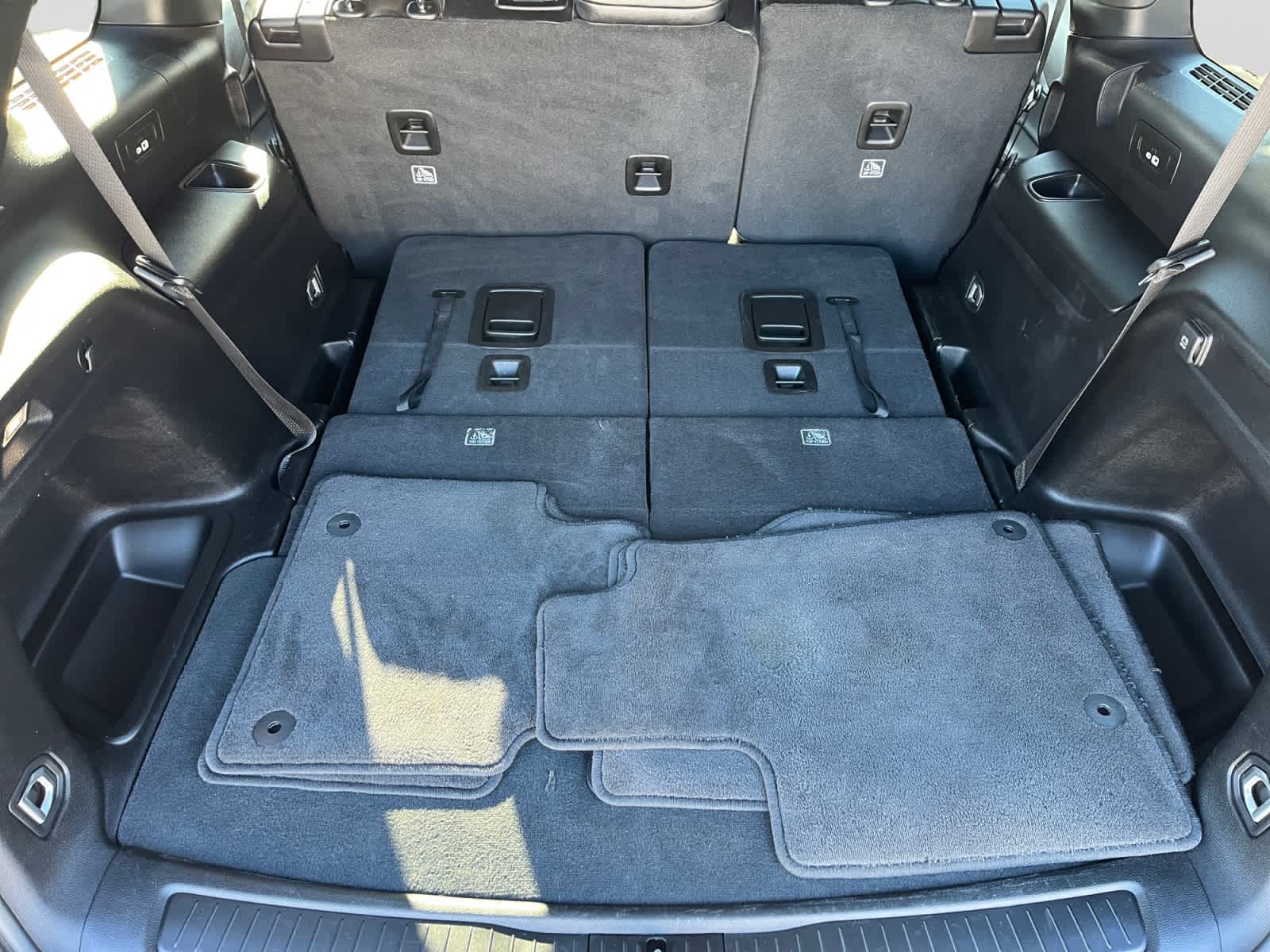 used 2024 Jeep Grand Cherokee L car, priced at $29,403