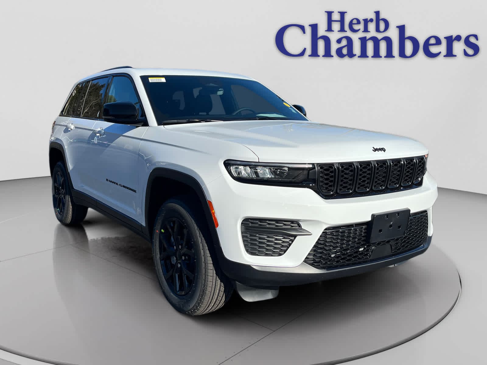 2025 Jeep Grand Cherokee Altitude's photo
