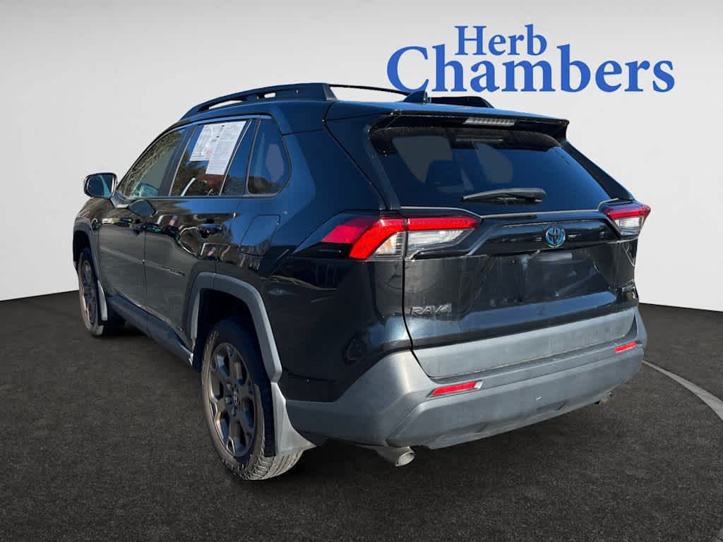 2023 Toyota RAV4 Hybrid photo 4