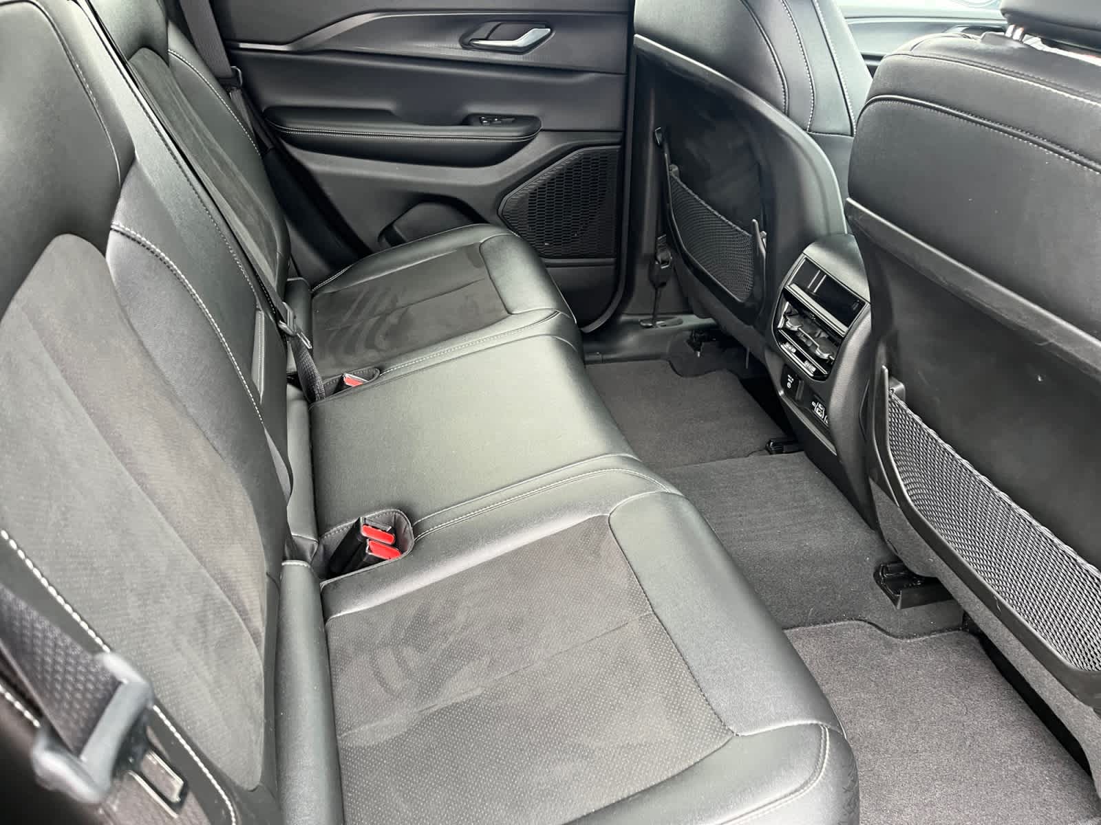 used 2024 Jeep Grand Cherokee car, priced at $33,303