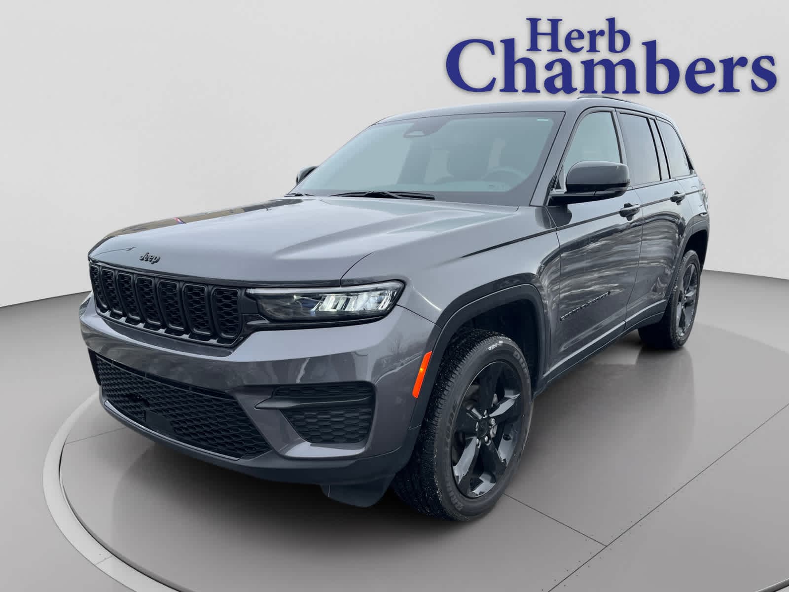 used 2024 Jeep Grand Cherokee car, priced at $33,303