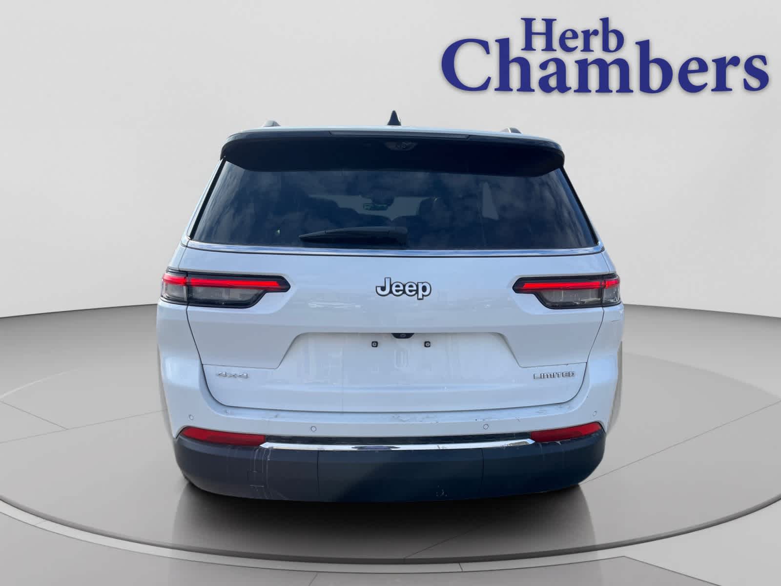 used 2024 Jeep Grand Cherokee L car, priced at $35,039