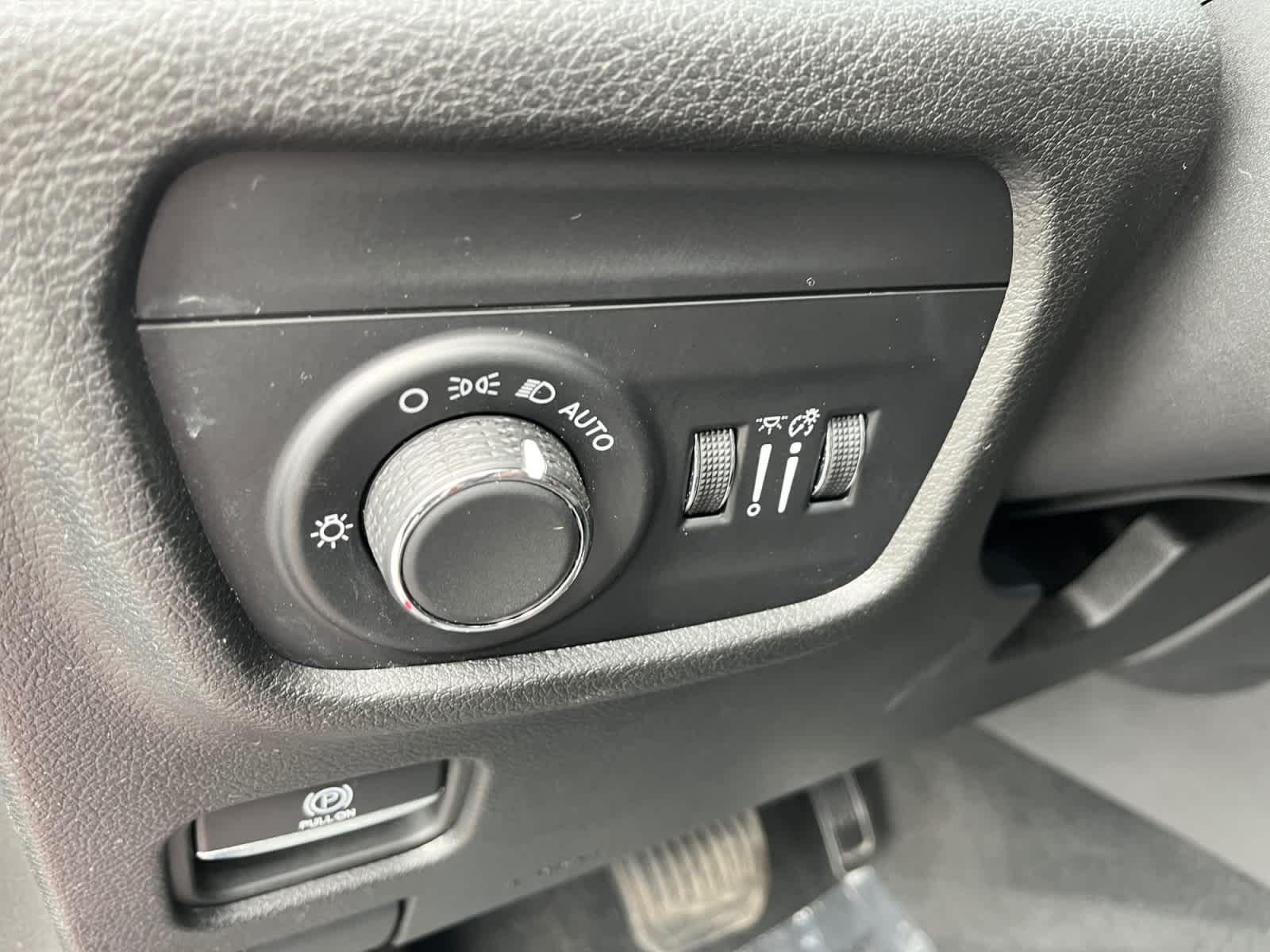 2023 Jeep Grand Cherokee Altitude - Photo 12