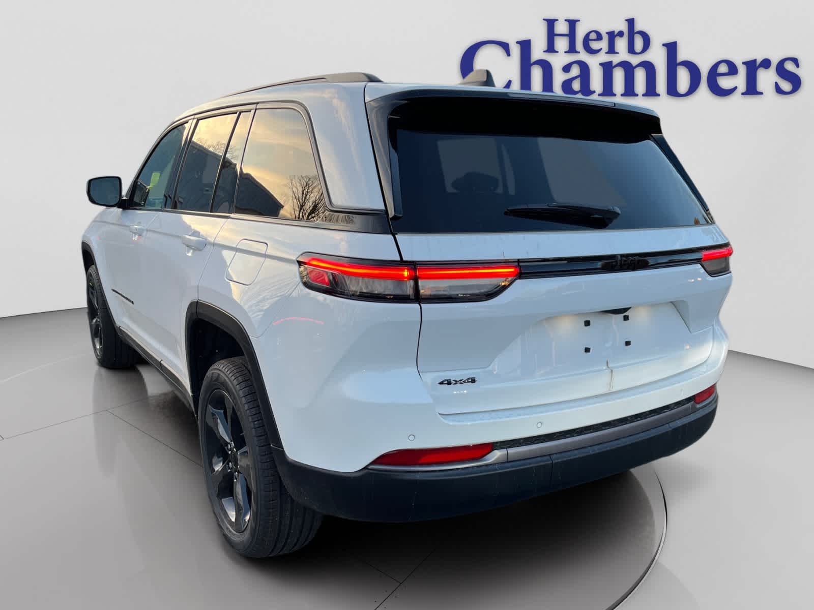 new 2026 Jeep Grand Cherokee car, priced at $50,210