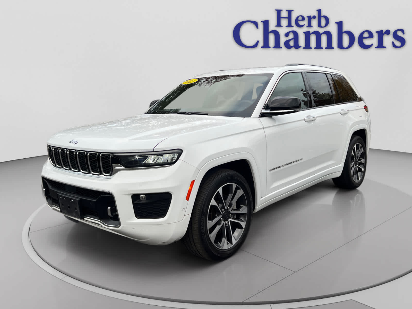 used 2023 Jeep Grand Cherokee car, priced at $35,327