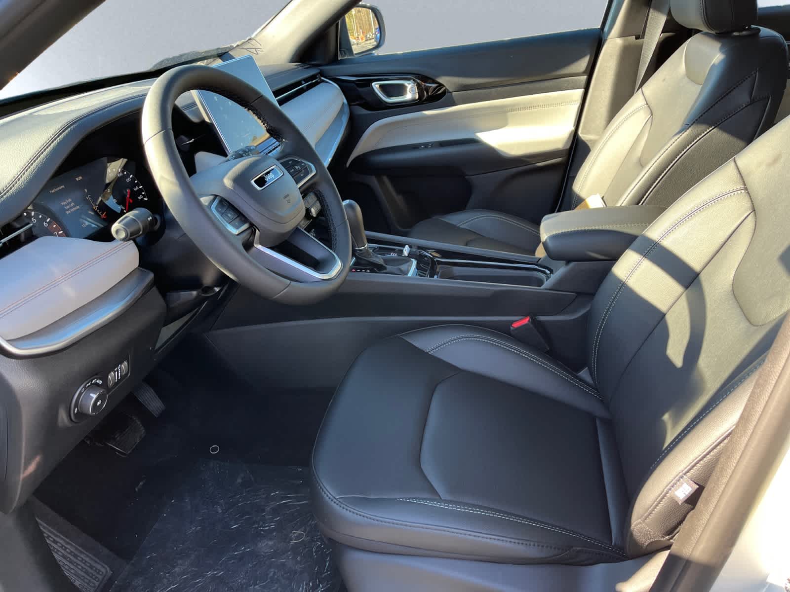 new 2026 Jeep Compass car, priced at $35,105