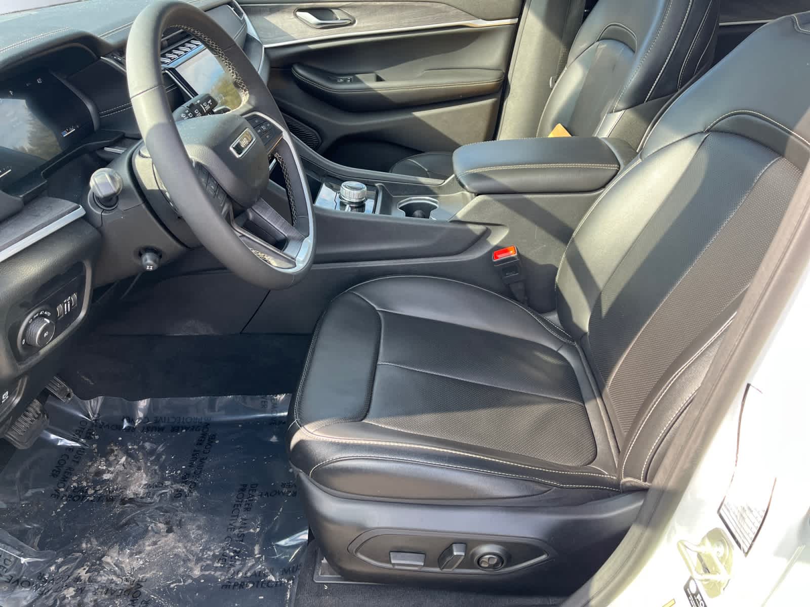 used 2024 Jeep Grand Cherokee L car, priced at $35,039