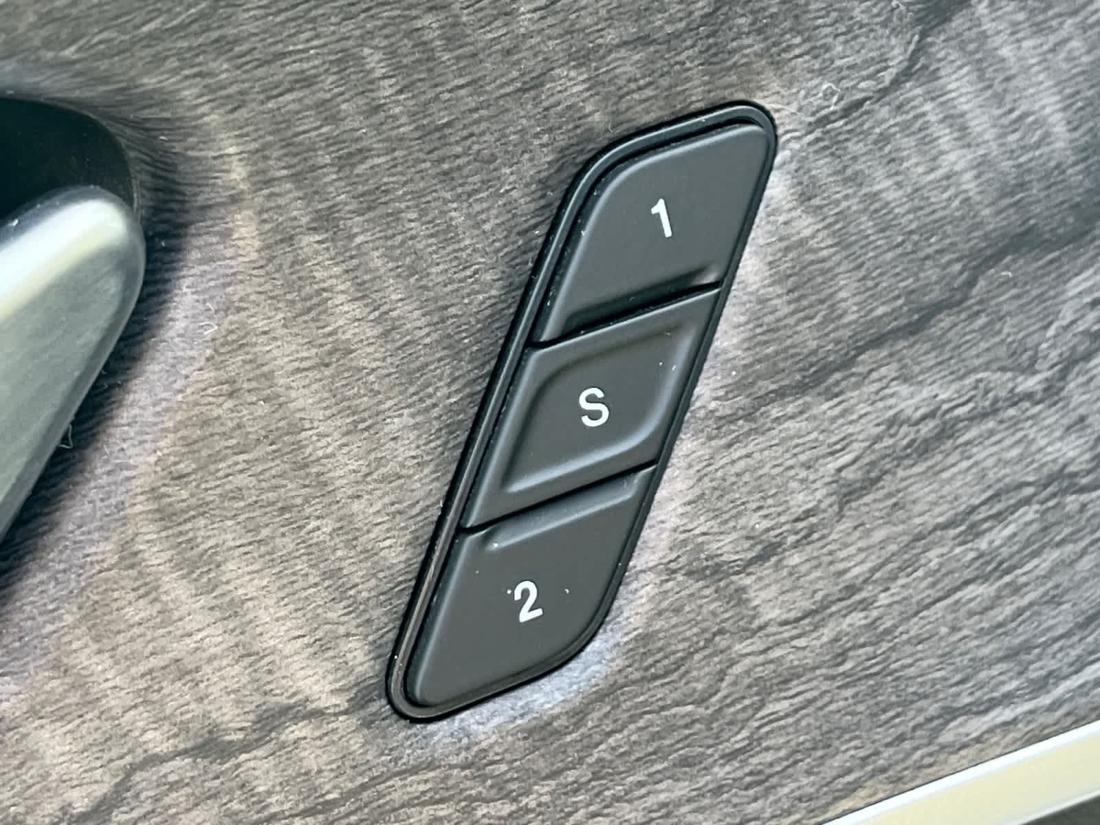 used 2024 Jeep Grand Cherokee L car, priced at $35,039