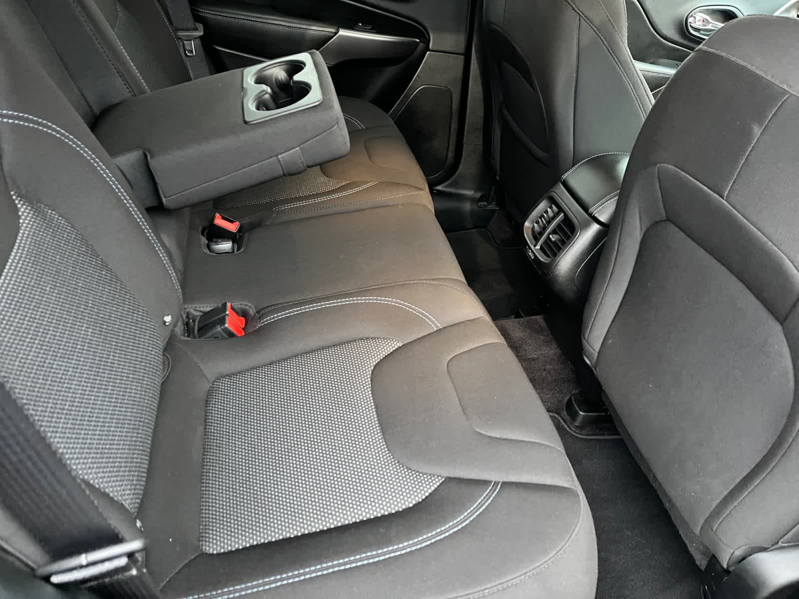 used 2019 Jeep Cherokee car, priced at $15,523