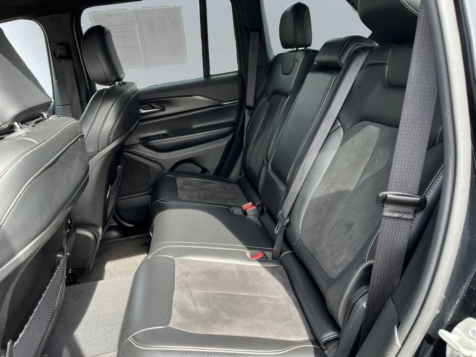 used 2023 Jeep Grand Cherokee car, priced at $28,135