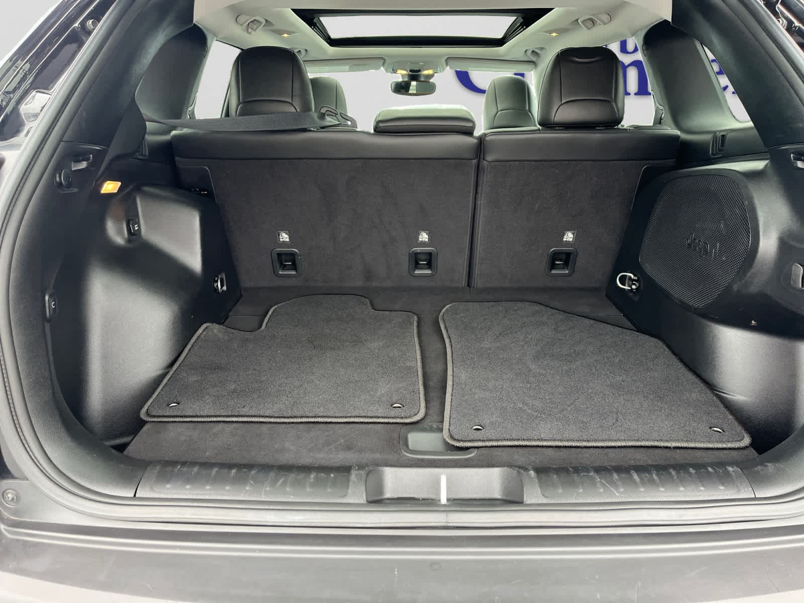 used 2021 Jeep Cherokee car, priced at $22,502