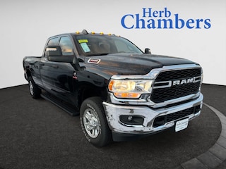 2024 Ram 3500 TRADESMAN CREW CAB 4X4 8' BOX Pickup