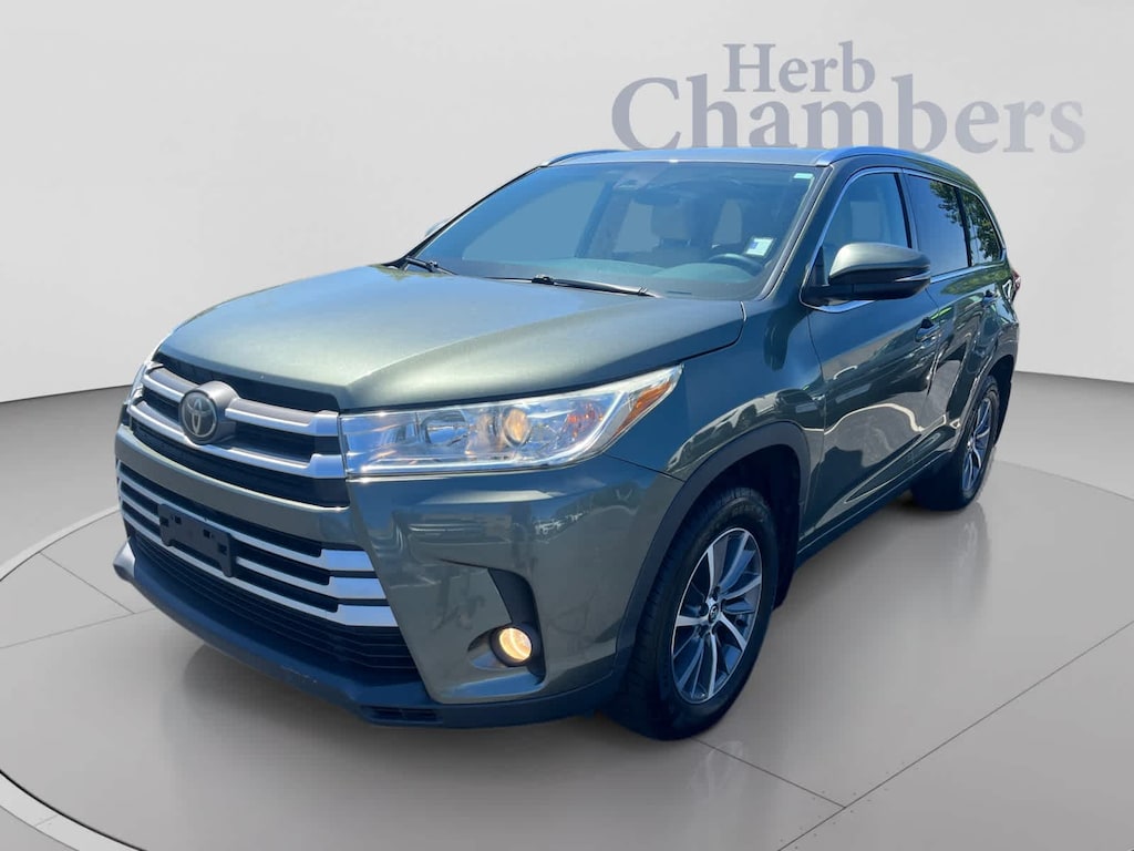 Used 2018 Toyota Highlander XLE SUV