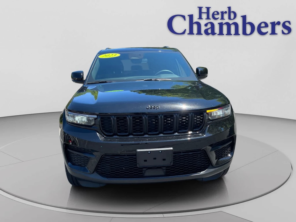 Certified 2023 Jeep Grand Cherokee Altitude SUV