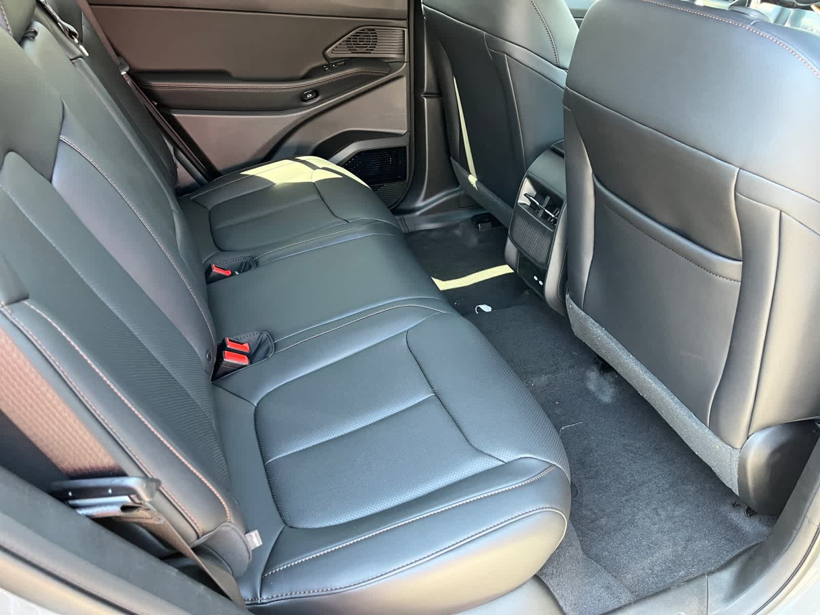 new 2026 Jeep Cherokee car, priced at $43,810