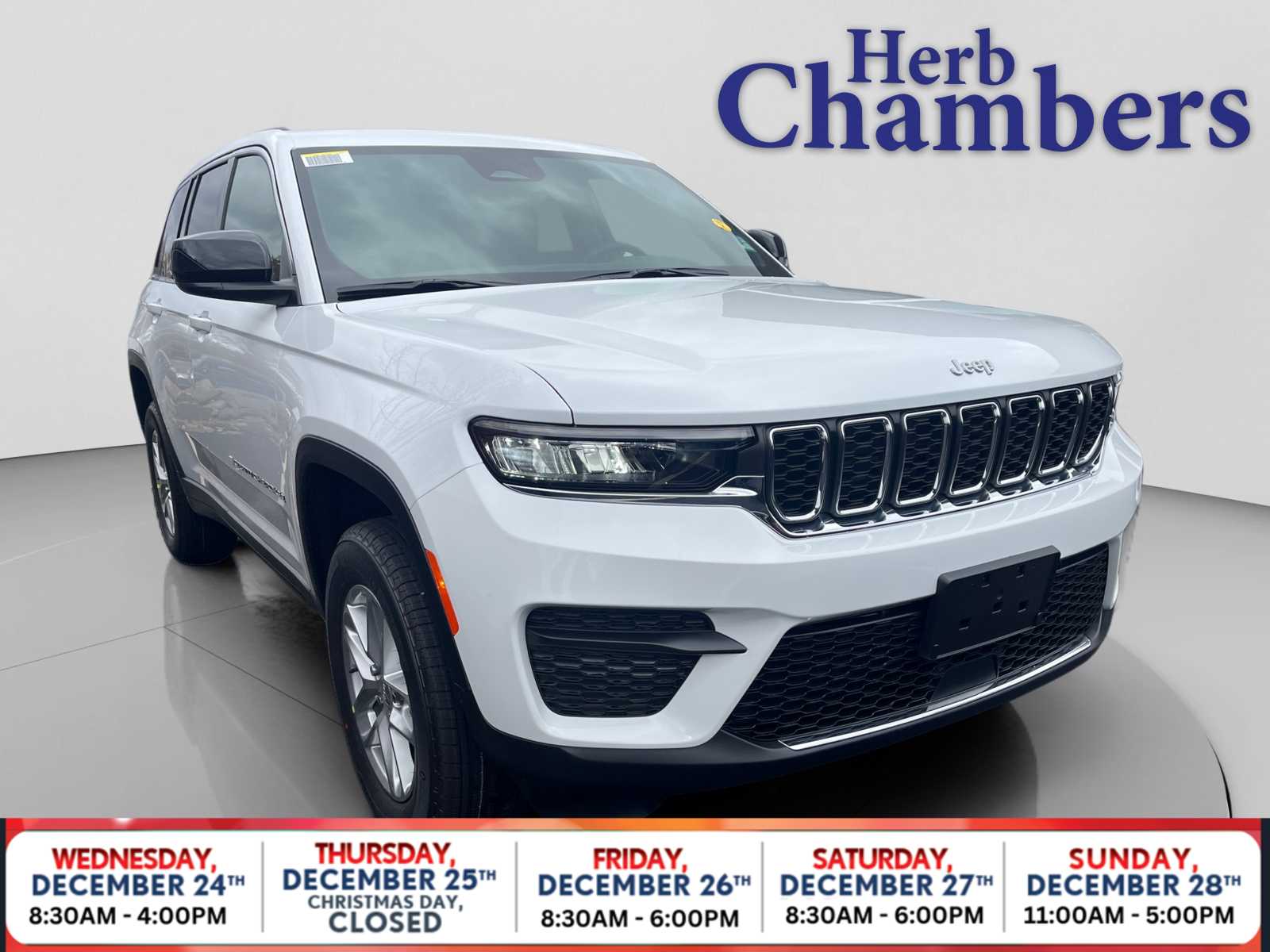 2025 Jeep Grand Cherokee Laredo's photo