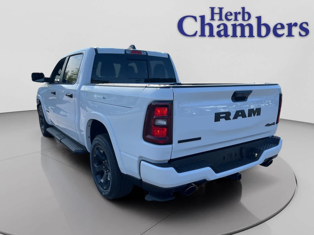 New 2026 Ram 1500 BIG HORN CREW CAB 4X4 5'7 BOX Pickup