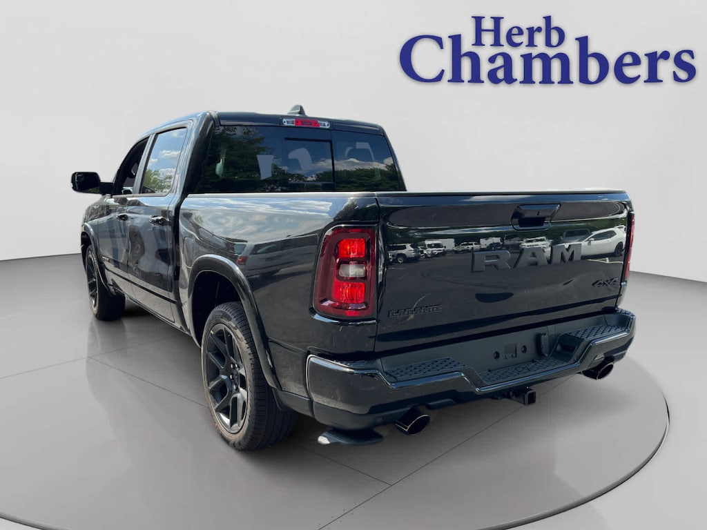 New 2026 Ram 1500 LARAMIE CREW CAB 4X4 5'7 BOX Pickup