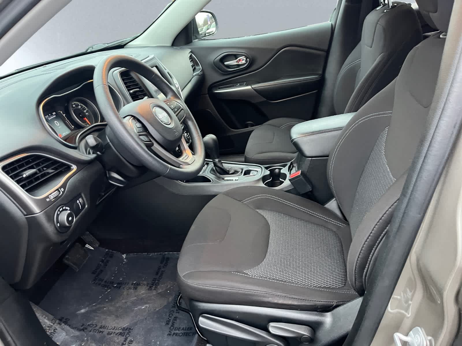 used 2019 Jeep Cherokee car, priced at $15,523