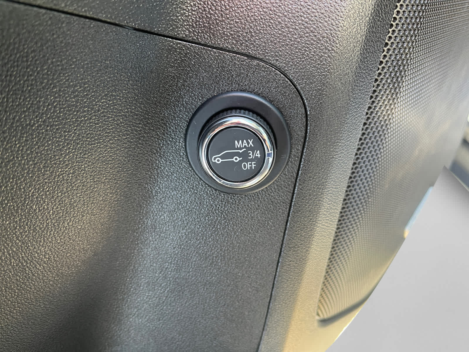 used 2023 GMC Acadia car, priced at $29,069