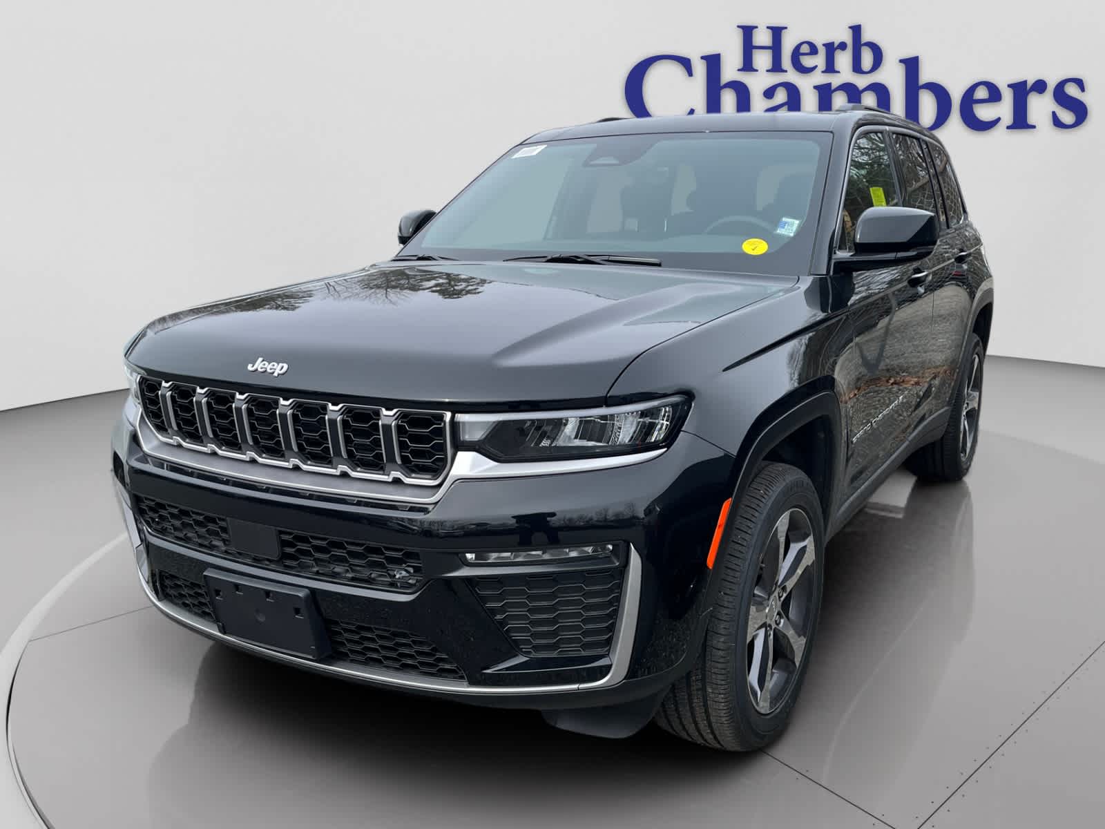 new 2026 Jeep Grand Cherokee car, priced at $47,805