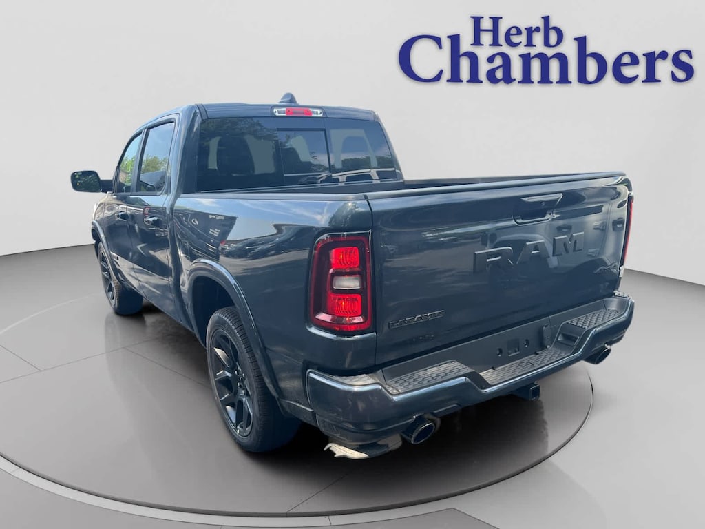 New 2026 Ram 1500 LARAMIE CREW CAB 4X4 5'7 BOX Pickup