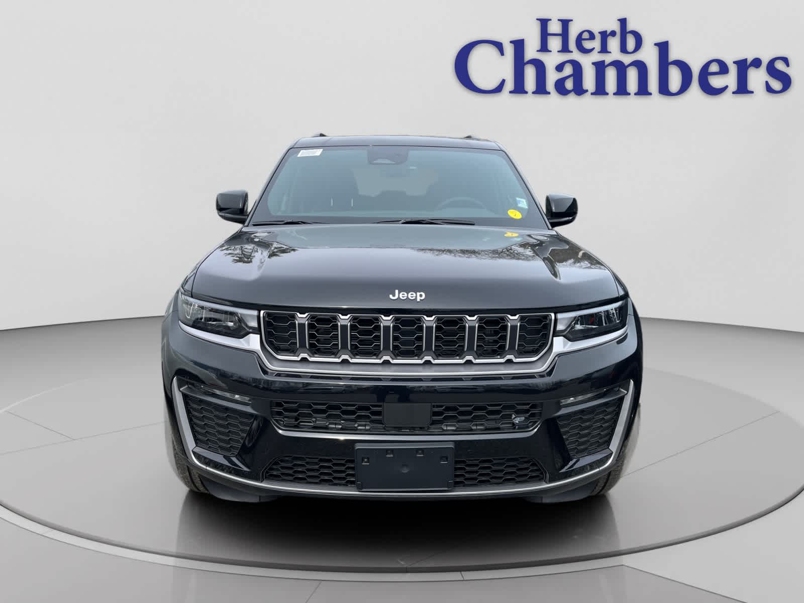 new 2026 Jeep Grand Cherokee car, priced at $47,805