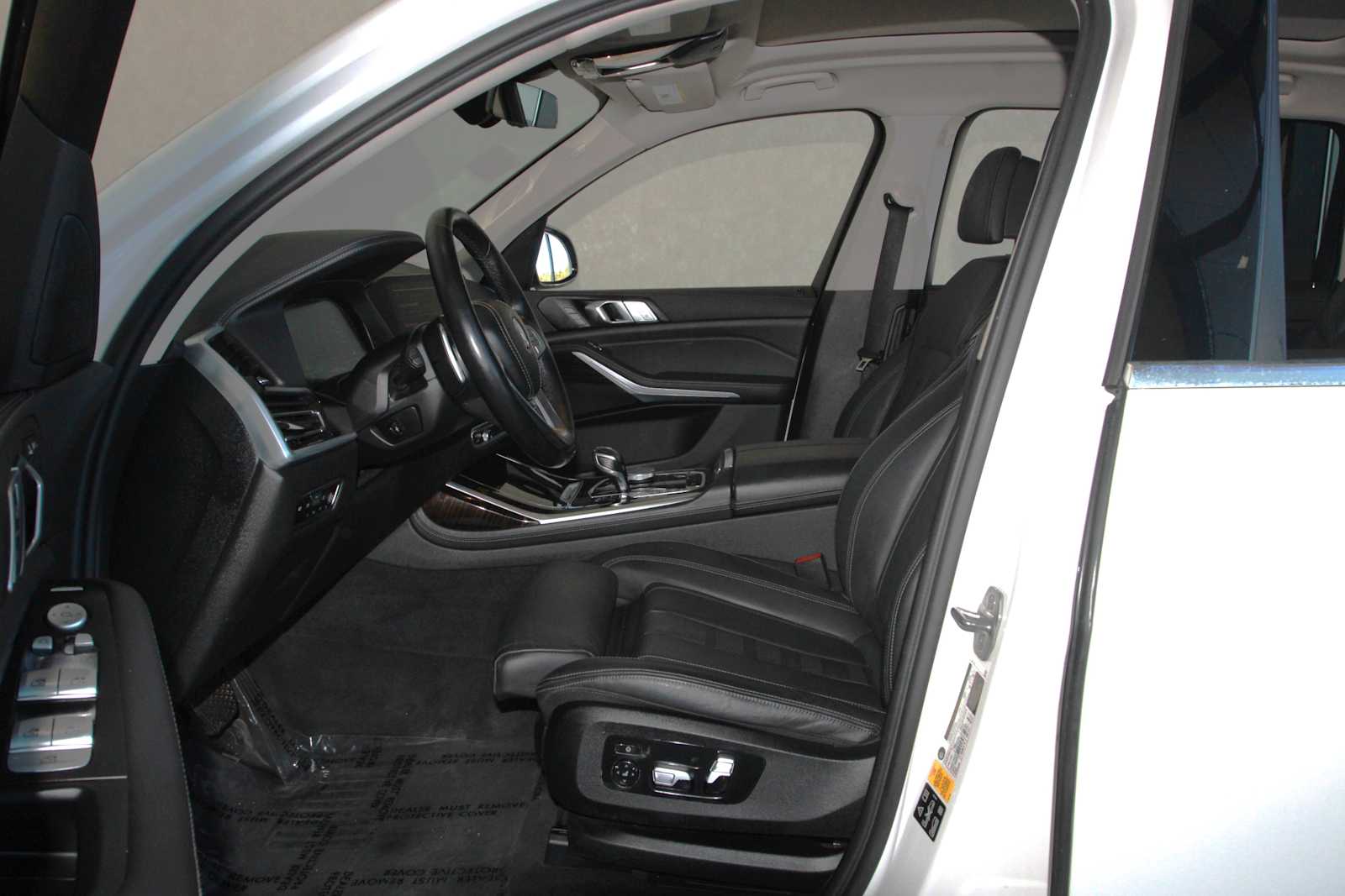used 2021 BMW X7 xDrive40i car, priced at $34,899