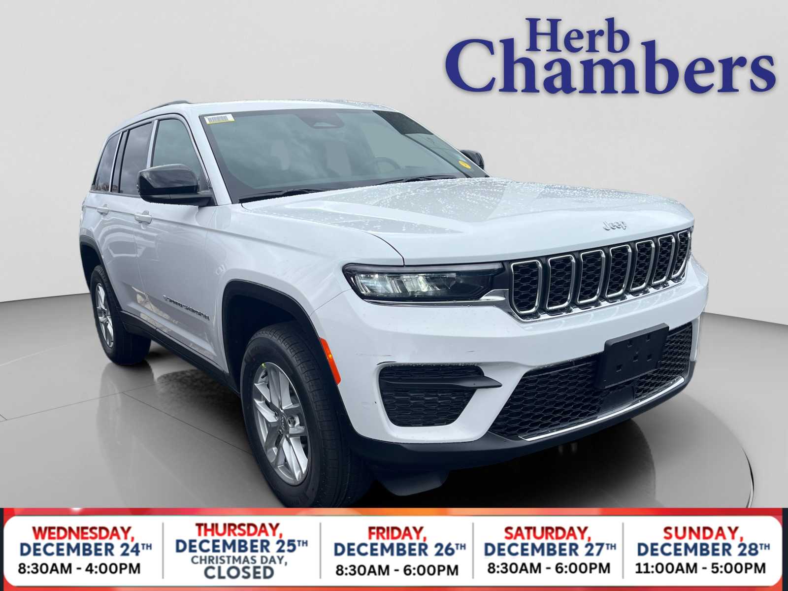 2025 Jeep Grand Cherokee Laredo's photo