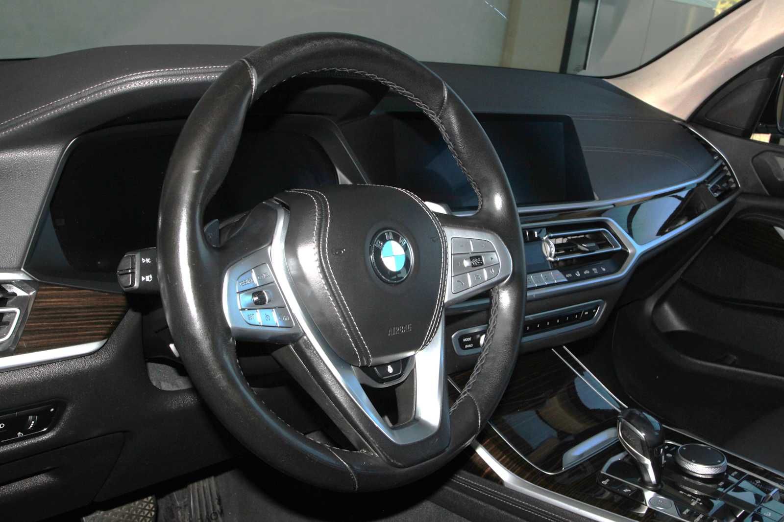 used 2021 BMW X7 xDrive40i car, priced at $34,899