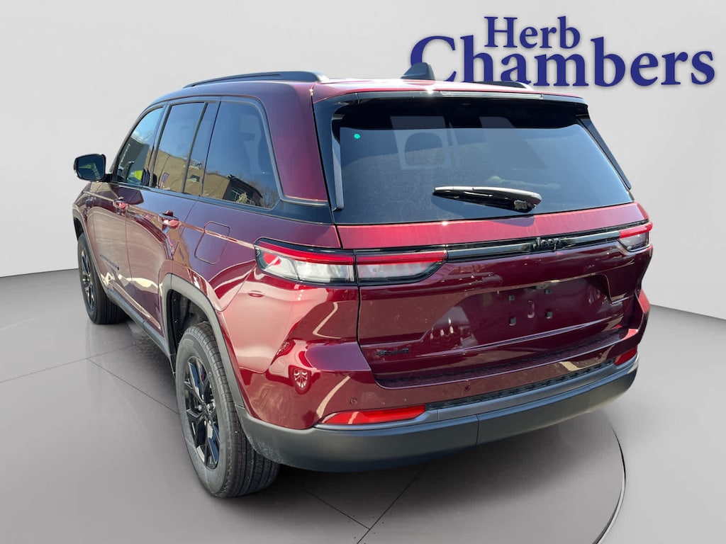 New 2026 Jeep Grand Cherokee LAREDO ALTITUDE 4X4 Sport Utility