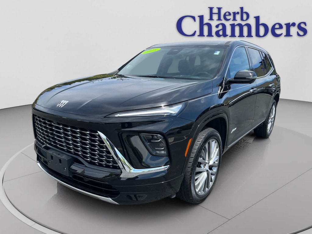 Used 2025 Buick Enclave Avenir SUV