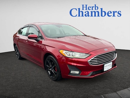 2019 Ford Fusion SE Sedan