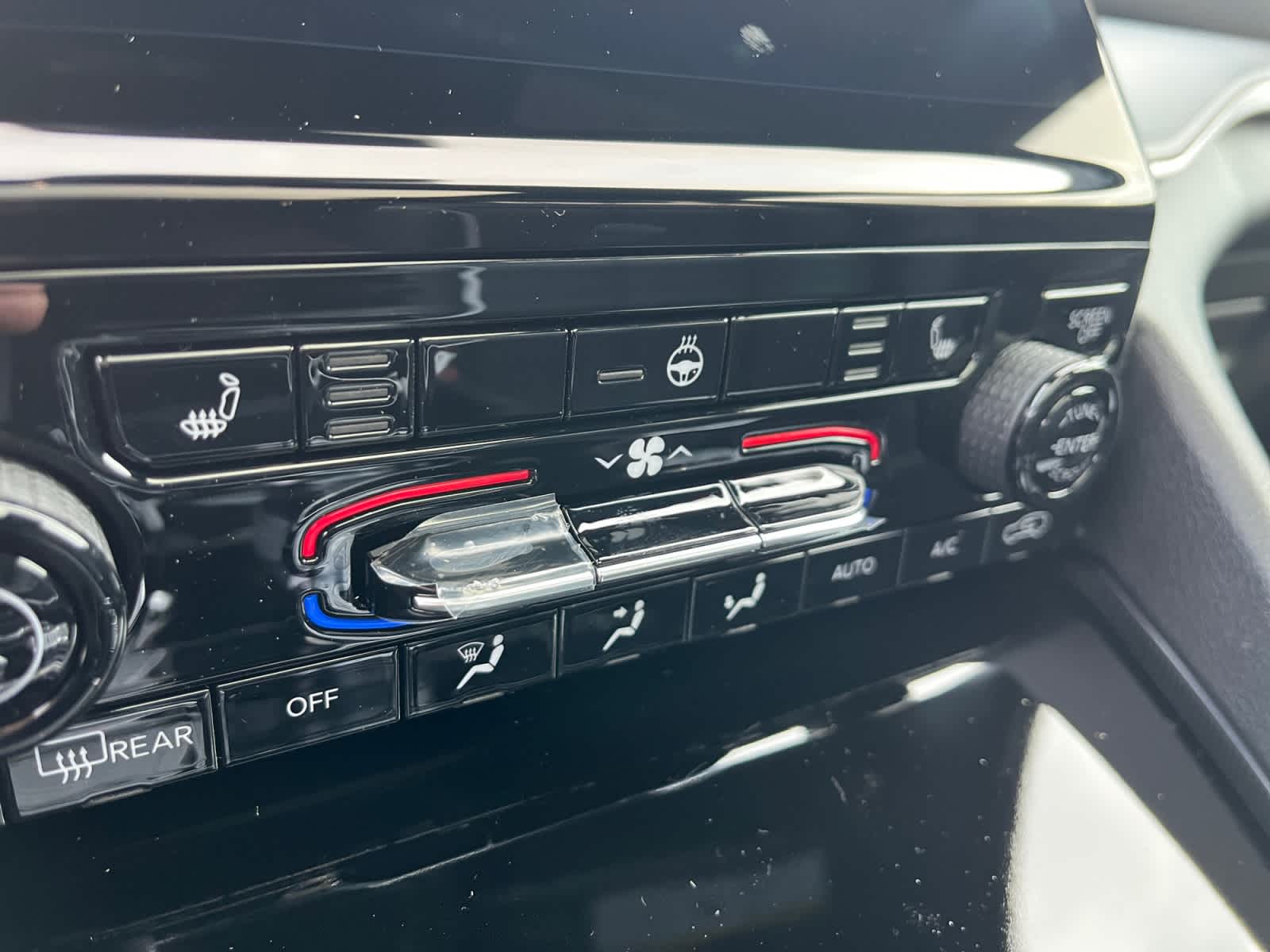 new 2025 Jeep Grand Cherokee car, priced at $49,540