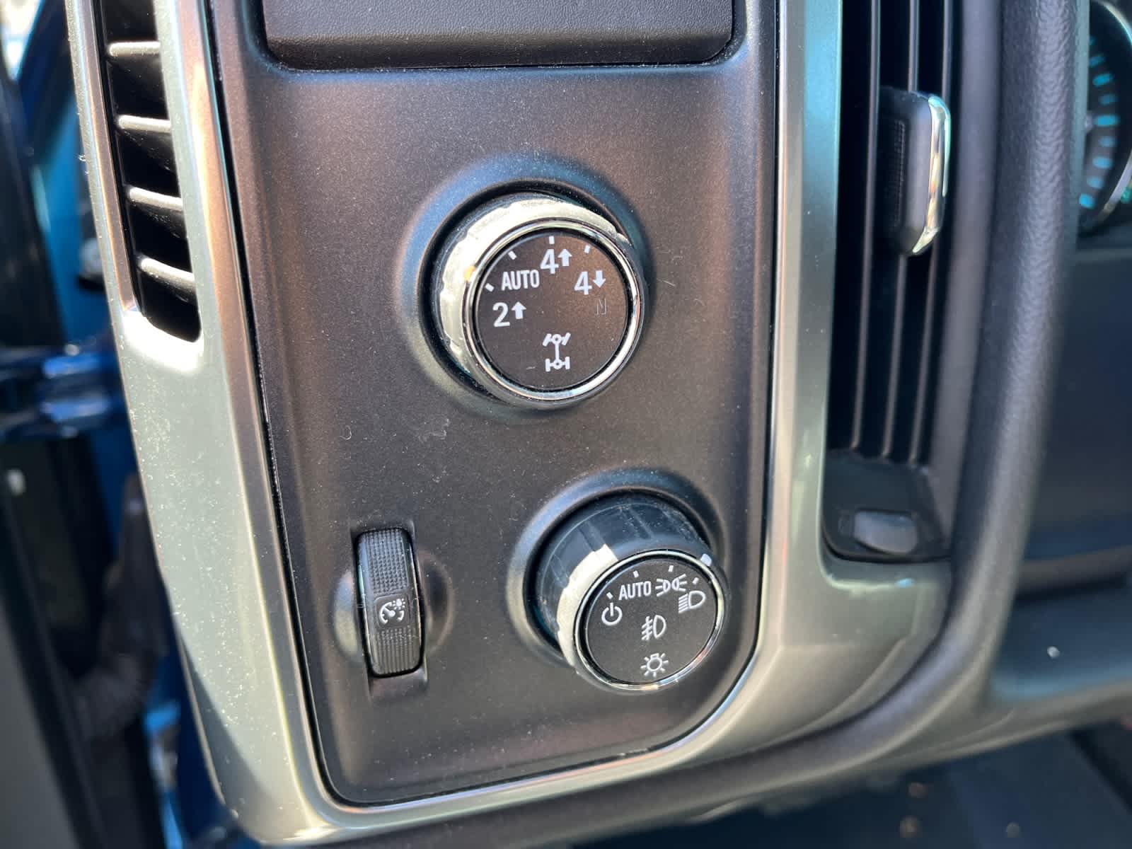 used 2015 Chevrolet Silverado 1500 car, priced at $18,609