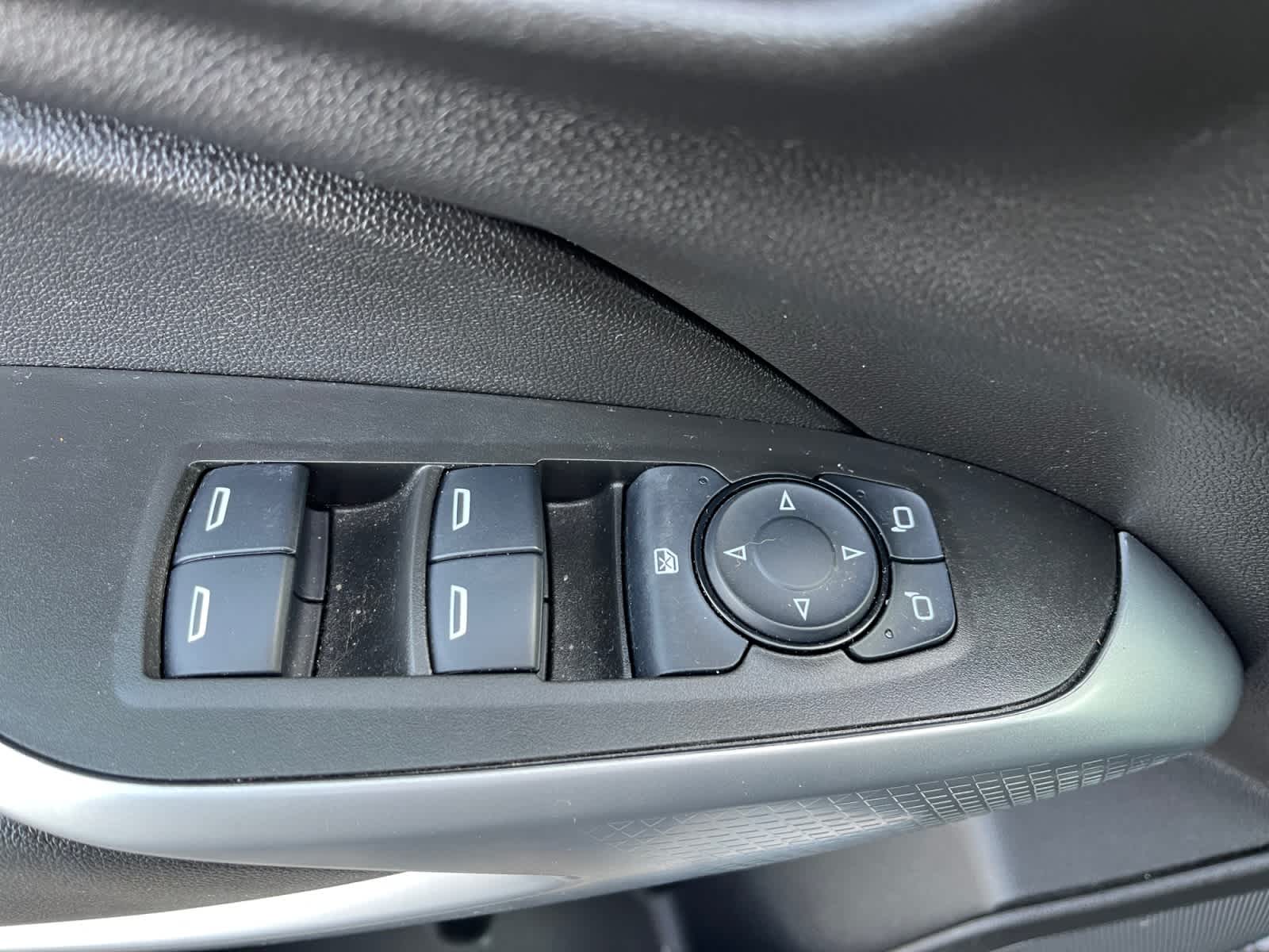 used 2025 Chevrolet Trax car, priced at $21,558