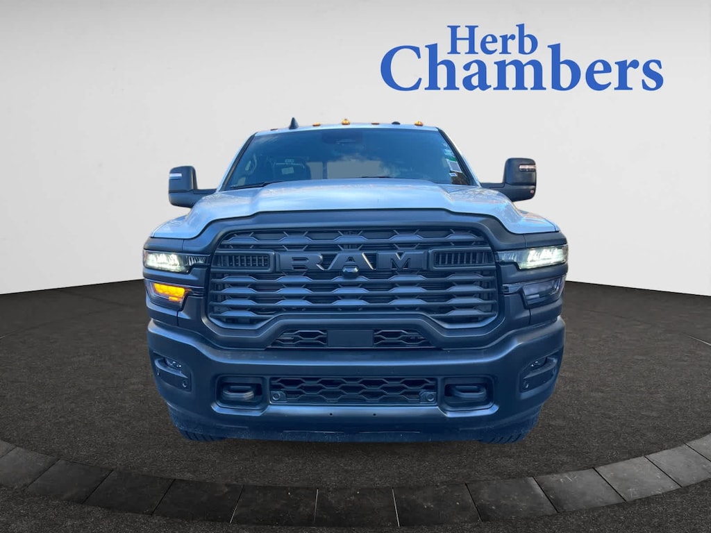 New 2026 Ram 2500 TRADESMAN CREW CAB 4X4 6'4 BOX Pickup