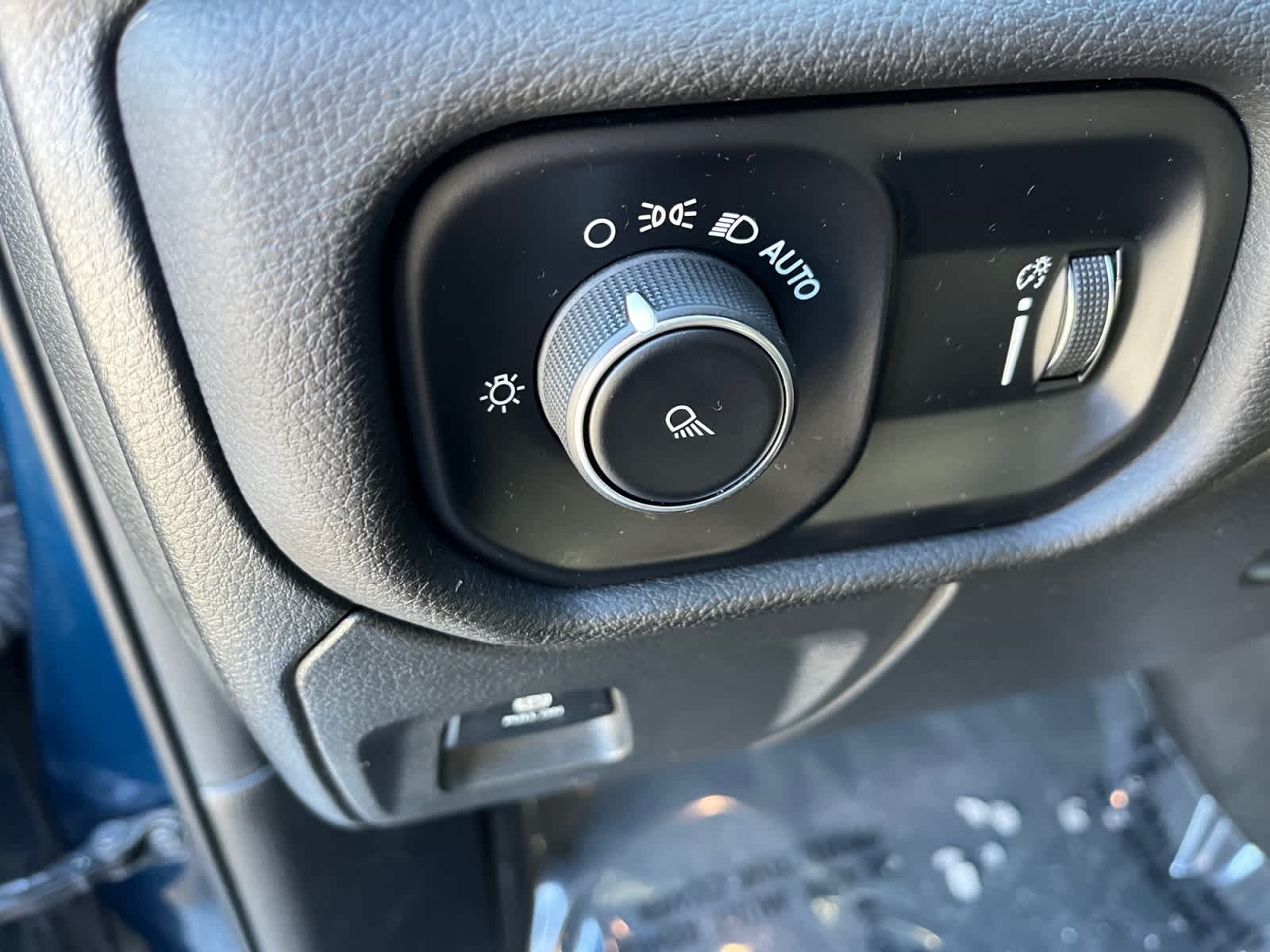 used 2024 Ram 1500 car, priced at $35,410